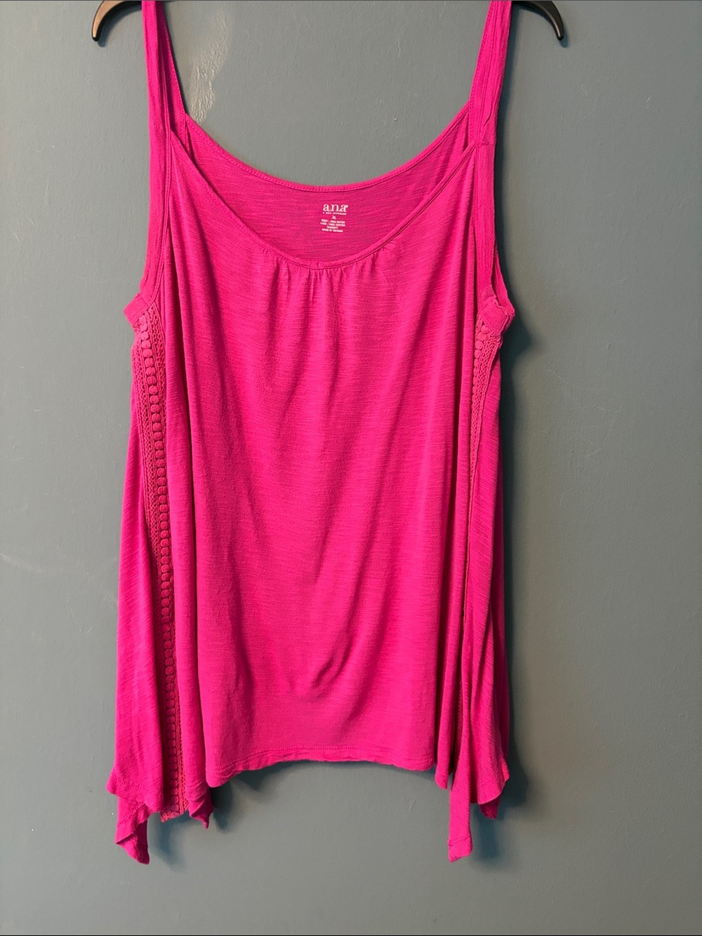 a.n.a Fuchsia Crochet-Trim Scoop Neck Tank